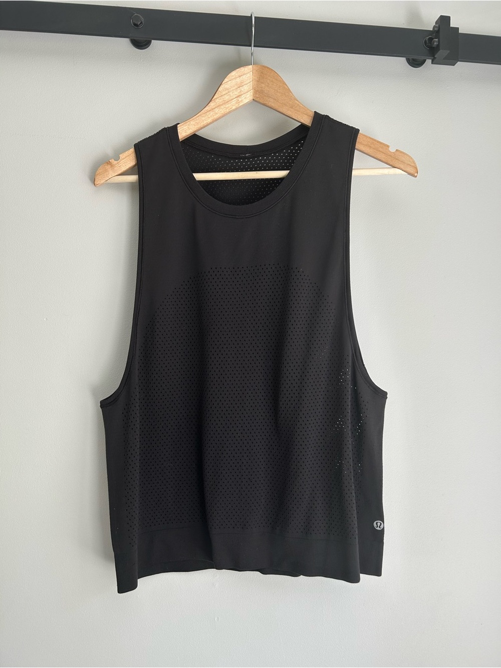 Lululemon Black Breeze By Muscle Tank II Size 8